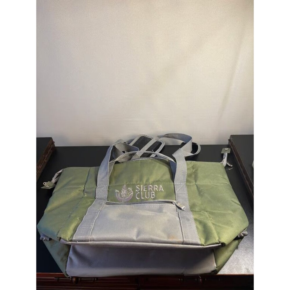Sierra Club Insulated Cooler Tote Bag Green Grey Zip Top Carry Handles